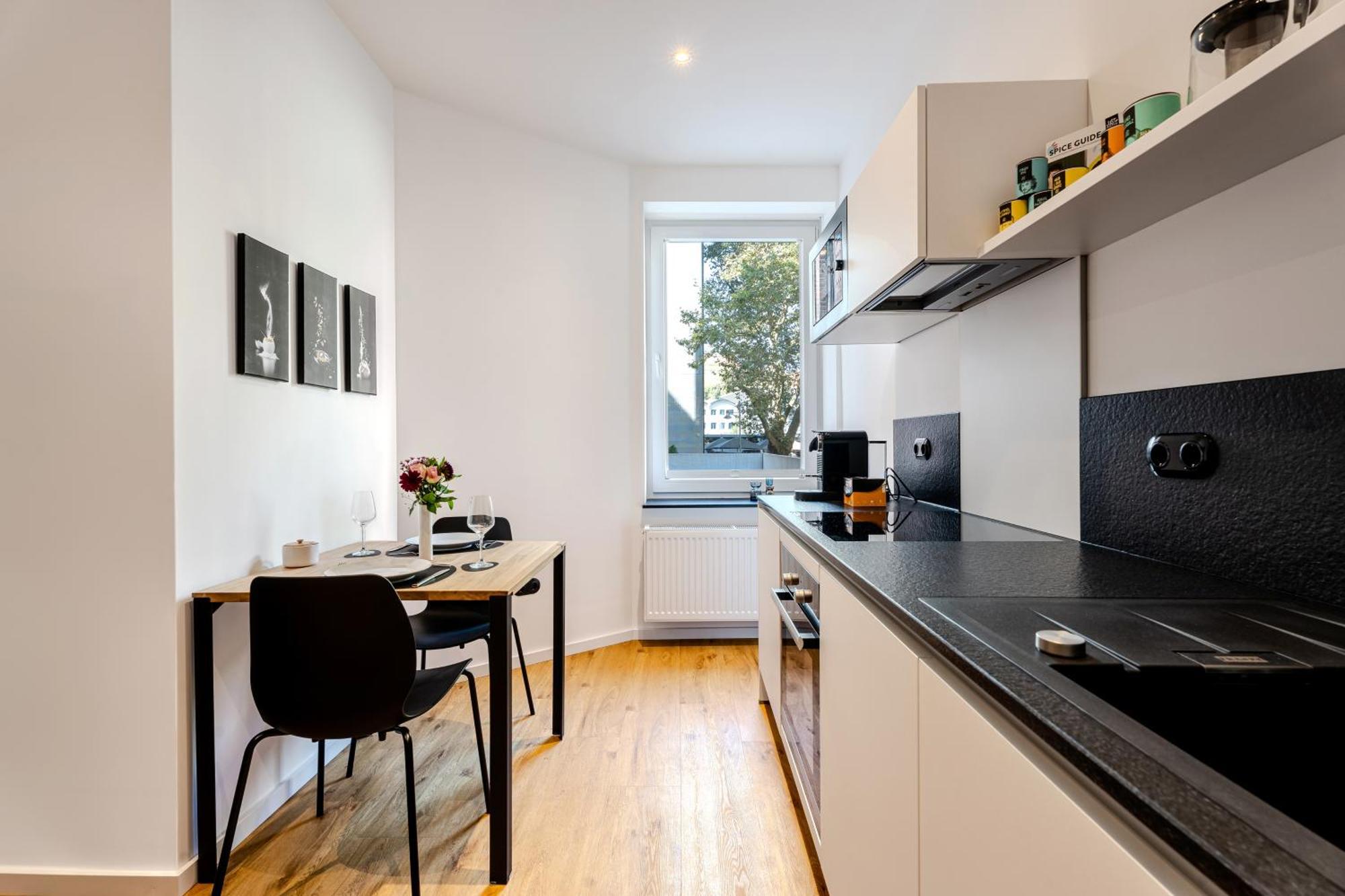 Hozo1-exklusiv Der Roze Living *