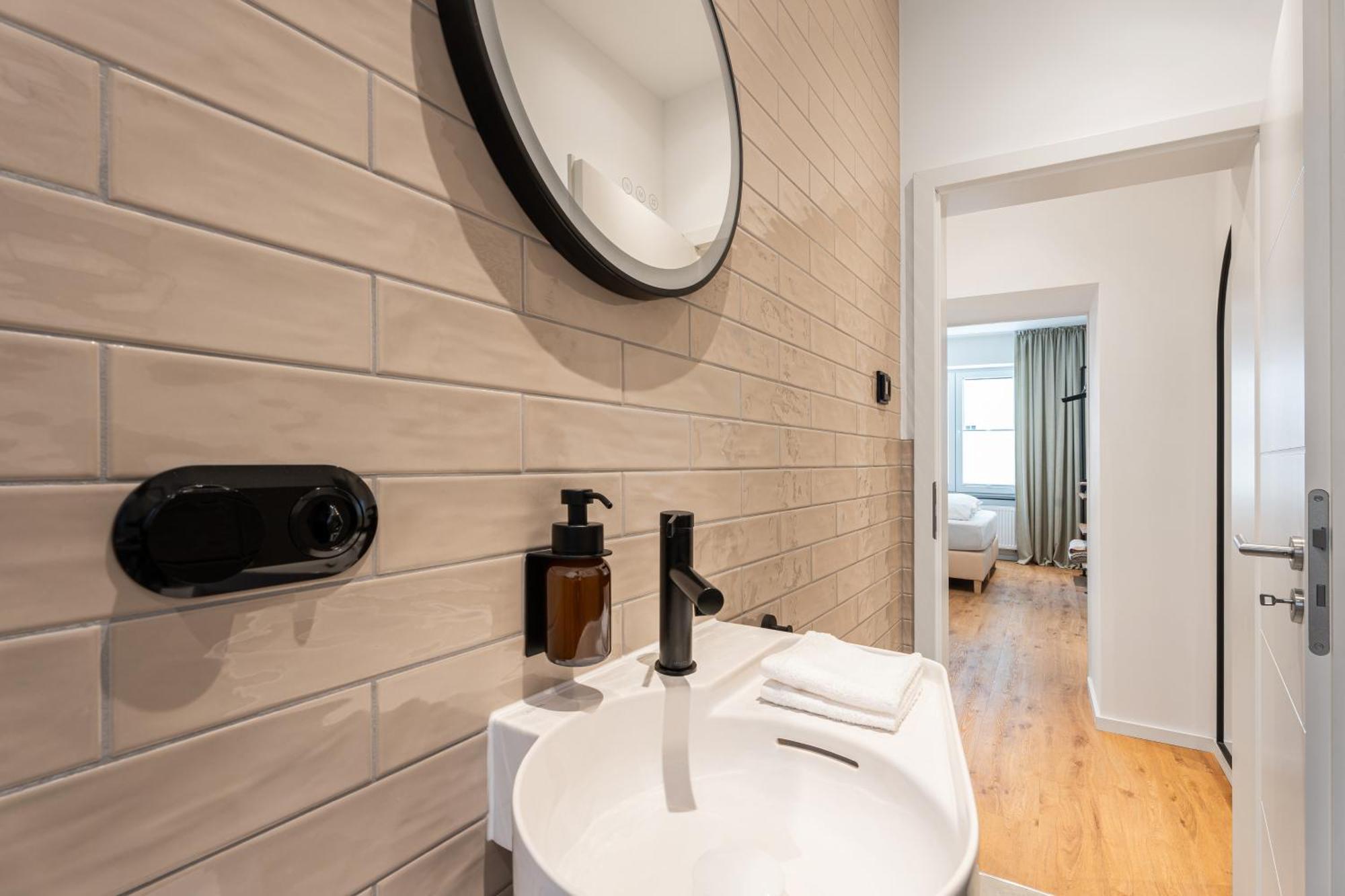 Hozo1-exklusiv Der Roze Living *